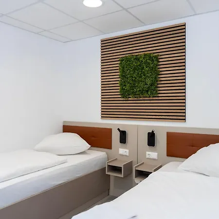 Aparthotel Comfort Housing 4*