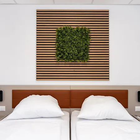 Comfort Housing Ξενοδοχείο με διαμερίσματα Falkensee