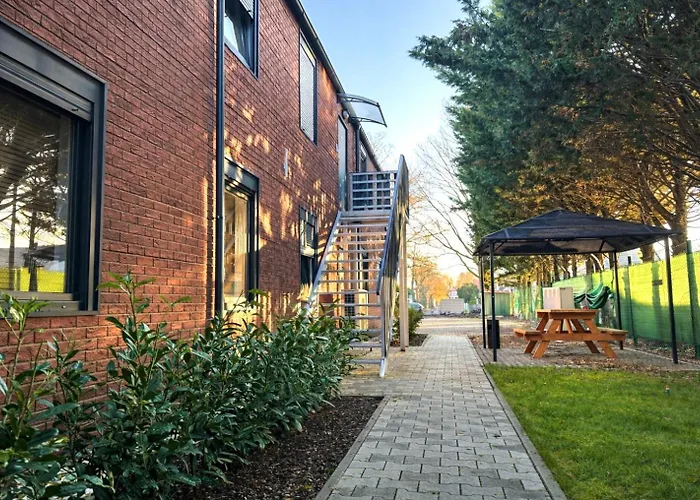 Ξενοδοχείο με διαμερίσματα Comfort Housing 4*