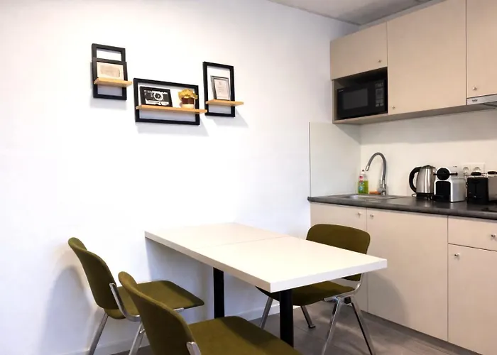 Comfort Housing Ξενοδοχείο με διαμερίσματα